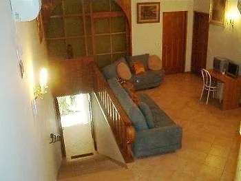 Ξενοδοχείο Lastra Bed & Car *